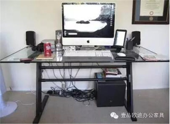 簡單3招，擺脫辦公桌下各種電源線雜亂困擾？
