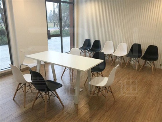 成都辦公家具廠,告訴大家不能對(duì)辦公家具做以下4件事
