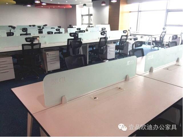 【央視新聞客戶端】京東JD讓老百姓放心網(wǎng)購，壹品歐迪讓京東JD綠色辦公